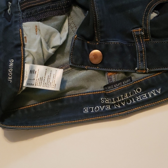 American Eagle jeans - Picture 2 of 3